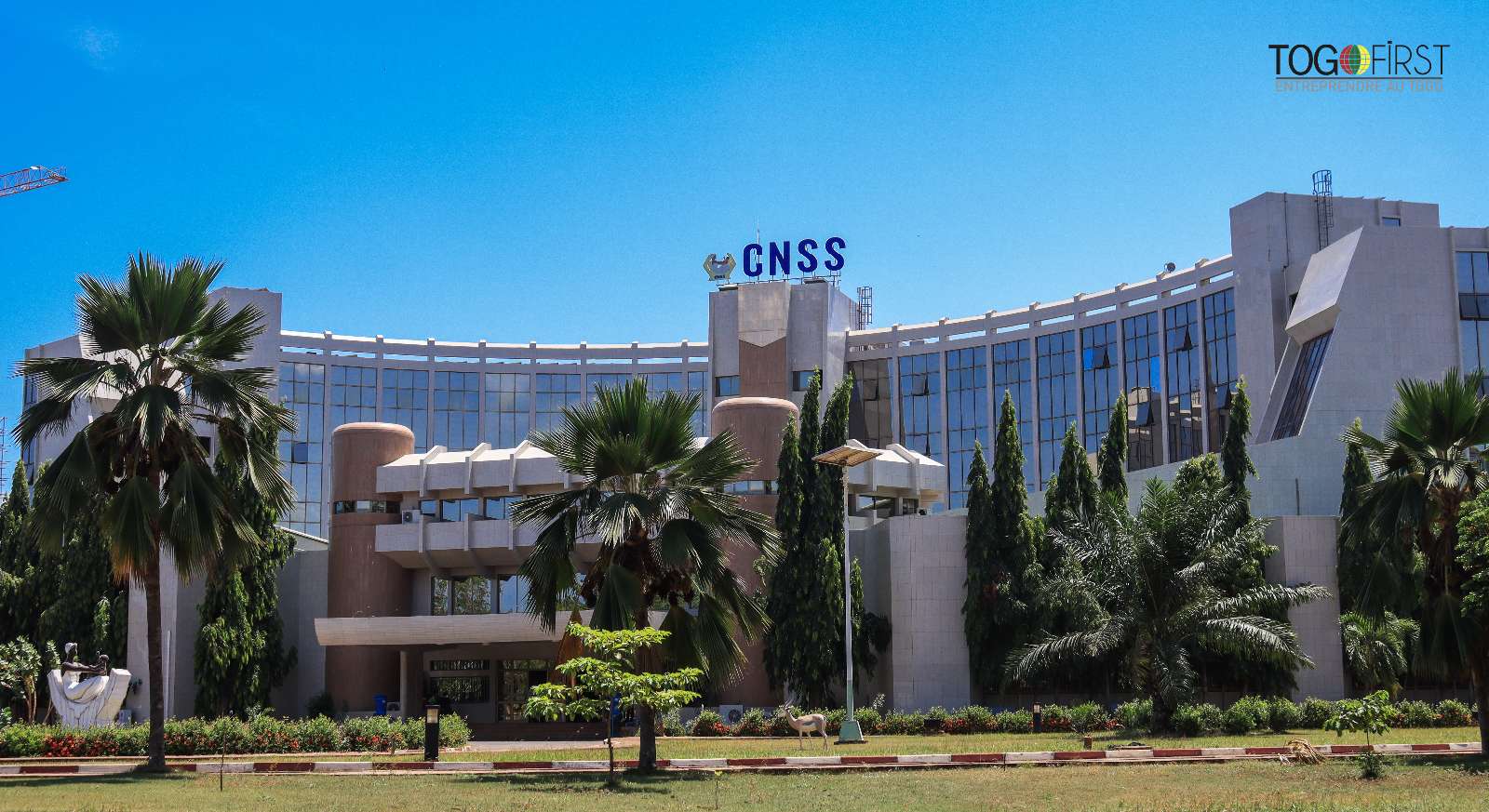  Siège social de la Caisse Nationale de Sécurité Sociale du Togo (CNSS Togo)