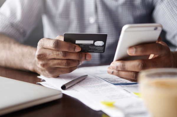 Togo : le paiement des impôts et taxes par carte bancaire, bientôt possible