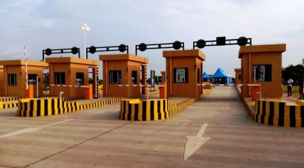 Route Lom&eacute;-Kpalim&eacute; : les paiements reprennent au p&eacute;age