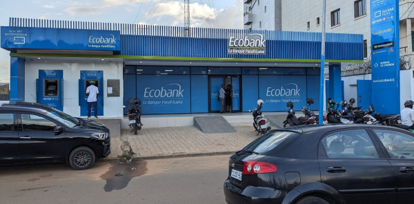 Ecobank Togo : b&eacute;n&eacute;fice net en recul de 9,5 % en 2025, malgr&eacute; une activit&eacute; commerciale en forte croissance