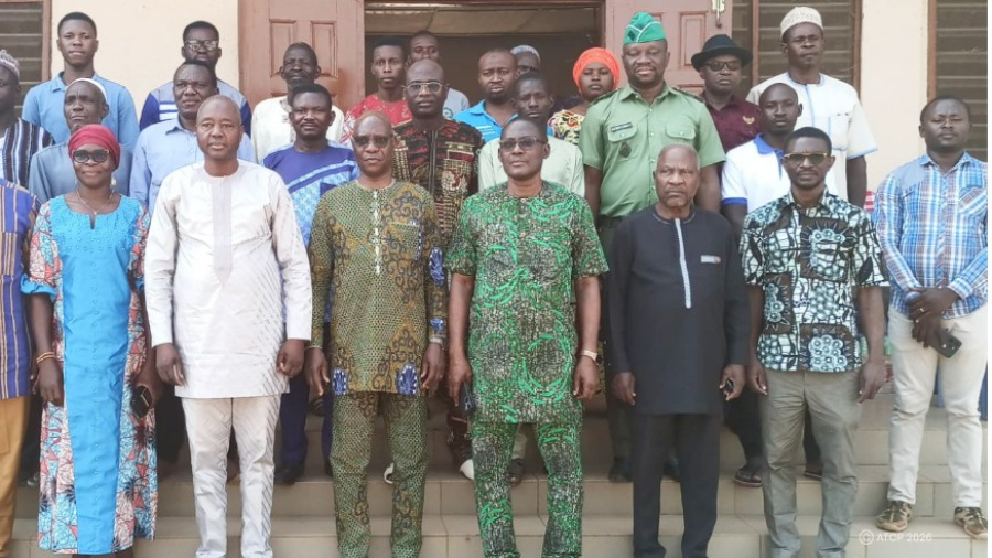 communes-de-tchamba-2-et-3-cap-sur-la-restauration-de-46-000-hectares-de-paysages-forestiers