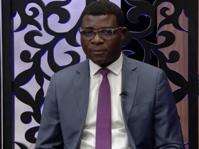 togo-justin-tchilabalo-pilante-aux-commandes-de-la-caisse-de-retraite