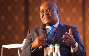 Le Togo honore Edoh Kossi Amenouve, DG de la Bourse r&eacute;gionale des valeurs mobili&egrave;res (BRVM)