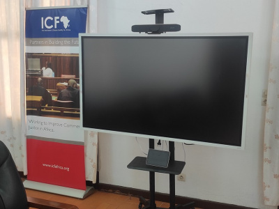 la-cellule-climat-des-affaires-dote-le-tribunal-de-commerce-d-un-kit-de-visioconference-des-audiences-desormais-possibles-en-ligne