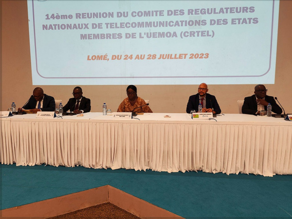 Depuis Lomé, les régulateurs de télécommunications de l&#039;UEMOA mettent les bouchées doubles pour réduire les coûts de communication