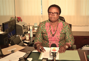 Selon Bernadette Legzim-Balouki, les prix &agrave; la pompe restent moins chers au Togo qu&rsquo;au B&eacute;nin ou au Ghana