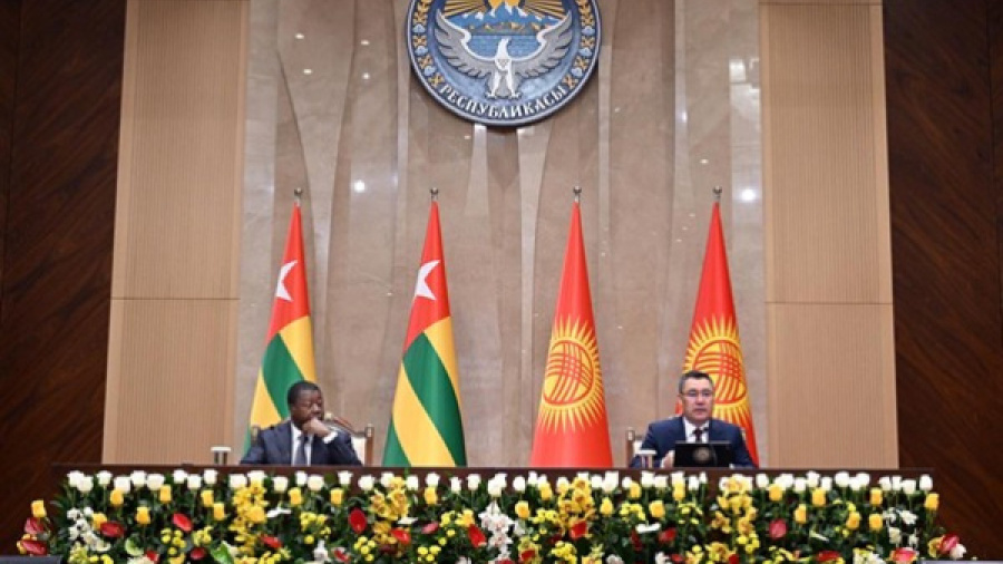 togo-kyrgyzstan-sign-strategic-cooperation-agreements-in-bishkek