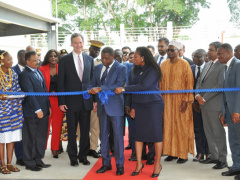 Faure Gnassingbé Opens Star Garments Factory at Adétikopé