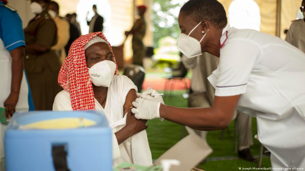 Togo : 30% de la population cible a reçu au moins une dose de vaccin covid