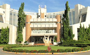 La CNSS sensiblise 200 chefs d&rsquo;entreprises &agrave; la cr&eacute;ation de &laquo;&nbsp;comit&eacute;s de s&eacute;curit&eacute; et de travail&nbsp;&raquo; au sein de leurs entreprises