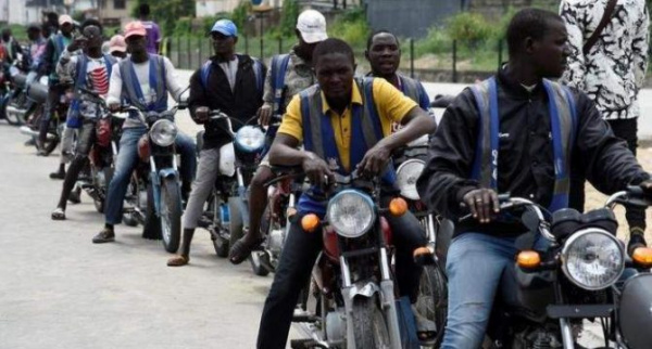 L’Etat va accompagner les conducteurs des tricycles et taxis-motos