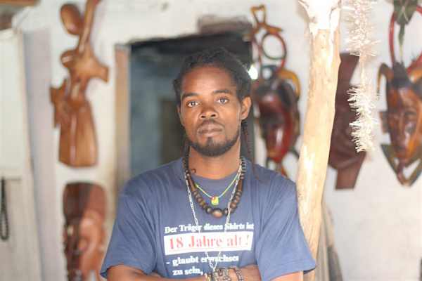 Agbétoglo Steven, Tayé Tayé ou l’histoire d’une passion