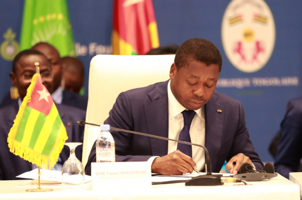 President Gnassingbé expected at a top-level meeting in Abidjan next week