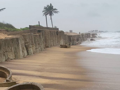protection-cotiere-un-chantier-de-33-milliards-fcfa-s-ouvre-sur-le-troncon-gbodjome-goumoukope