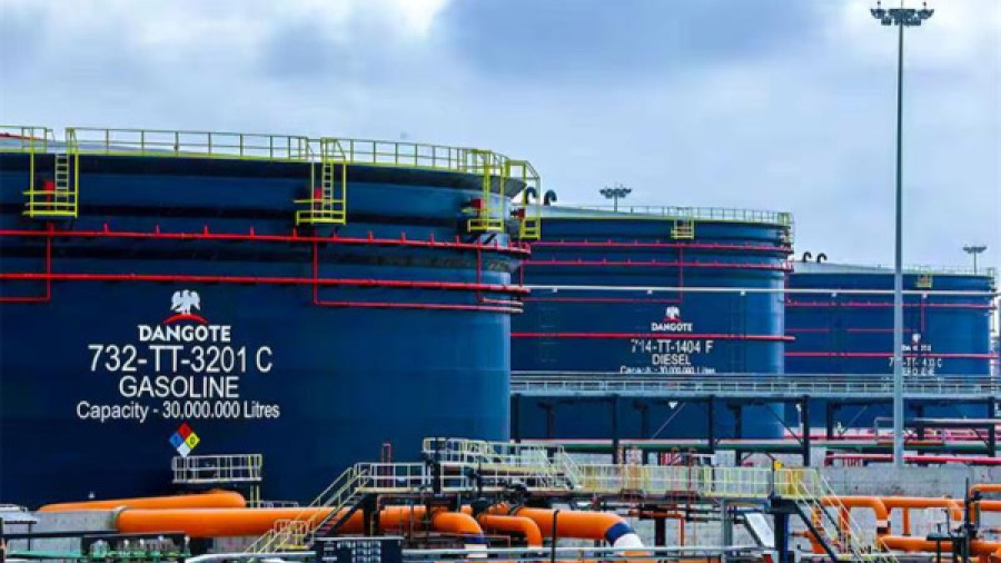 togo-joins-first-wave-of-african-buyers-of-dangote-refinery-fuel