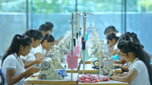 Togo : l'Am&eacute;ricain Komar va investir 25 millions $ pour implanter une usine de v&ecirc;tements &agrave; la PIA