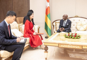Togo : Jean-Lucien Savi de Tov&eacute; accr&eacute;dite Wang Min comme nouvelle ambassadrice de Chine