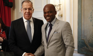 Robert Dussey : "L&rsquo;Afrique ne veut plus s&rsquo;aligner sur les grandes puissances, quelles qu&rsquo;elles soient" (Opinion)