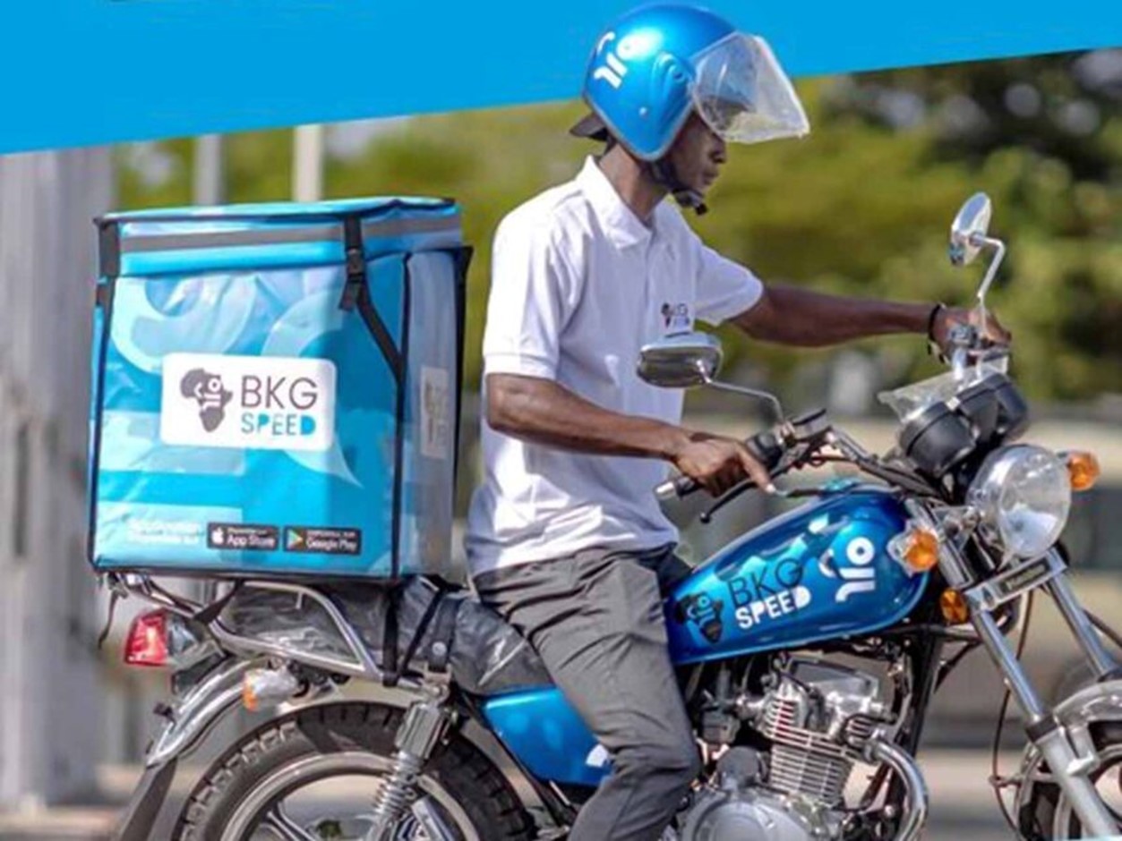 Au Togo, la plateforme “BKG Speed” du Burkinabé Bonkoungou étend ses services à la livraison de nourriture