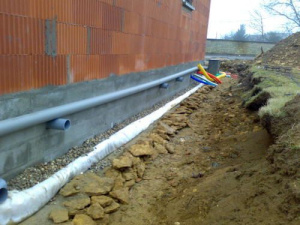 Togo : des travaux de drainage et de bitumage dans 3 communes de Lom&eacute;