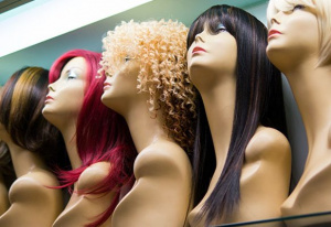 Mascara, perruques, barbes, m&egrave;ches &hellip;le Togo, cet important fournisseur de produits de beaut&eacute; pour la Cedeao