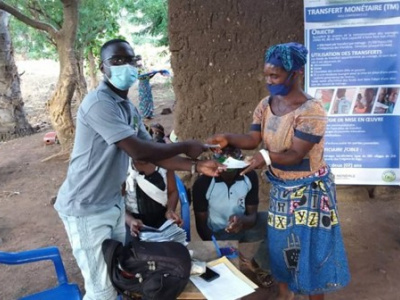 transferts-monetaires-1-1-milliard-fcfa-mobilise-au-profit-de-18-716-personnes-en-une-annee