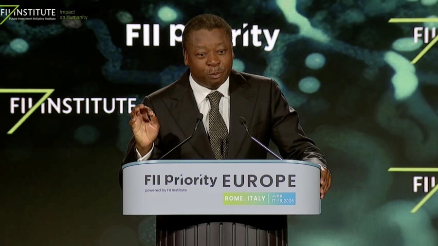 a-rome-faure-gnassingbe-positionne-le-togo-comme-point-d-entree-bancable-pour-le-capital-patient-europeen
