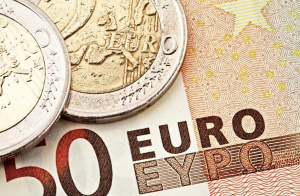 Togo&nbsp;: le gouvernement envisage un emprunt ext&eacute;rieur en euro, pour racheter la dette int&eacute;rieure