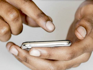 En 2018, le nombre de souscriptions mobile et d'utilisateurs d'internet au Togo a grimp&eacute; de 12%, selon Hootsuite