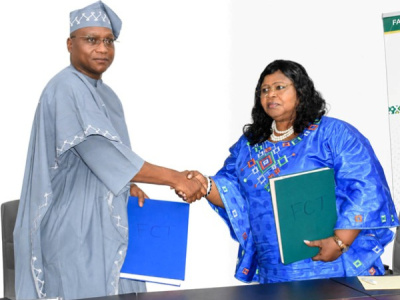 togo-and-niger-municipal-bodies-sign-decentralized-cooperation-agreement