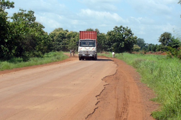 Togo: le gouvernement veut lancer les travaux d&#039;entretien de 267 km de routes nationales revêtues