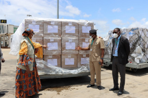 Le Togo re&ccedil;oit 325 000 nouvelles doses de vaccins Sinovac via le Covax