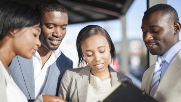 Togo : la France va financer une dizaine de projets dans l’entrepreneuriat féminin et des jeunes