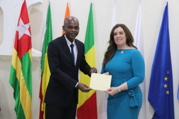 Elisabeth Anne Fitzsimmons, la nouvelle ambassadrice des USA veut renforcer l’Axe Lomé - Washington