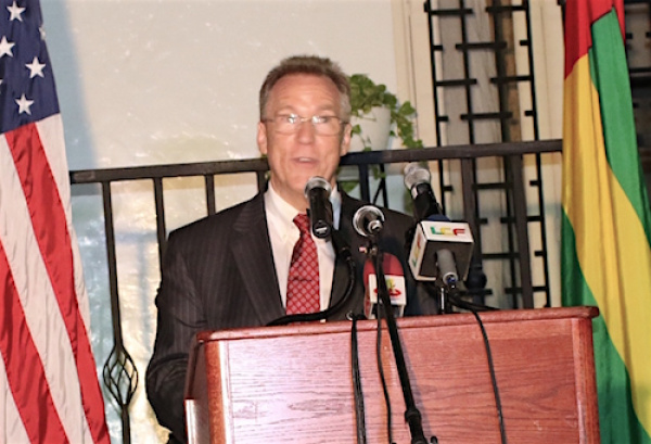 Togo : l’ambassade des Etats-Unis finance des micro-projets de développement communautaire à hauteur de 25 millions FCFA