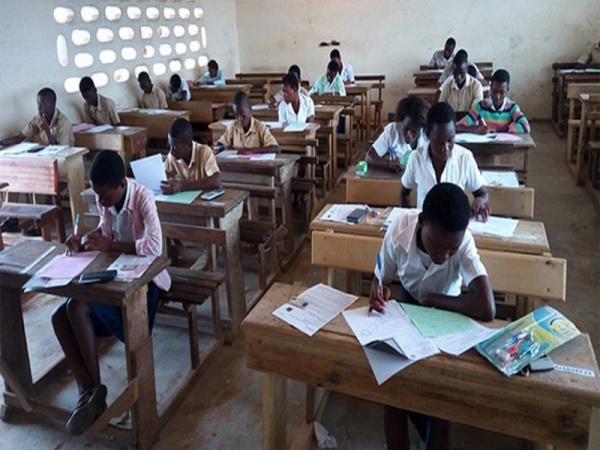 Togo: the State spent CFA1.9bn this year to cover registration fees for national exams