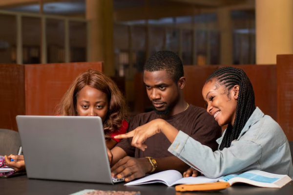 5ème édition du programme L&#039;Afrik de demain : trois Togolais parmi les lauréats