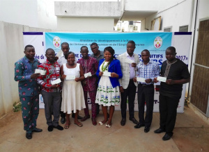 Les laur&eacute;ats du concours Meilleurs Entrepreneurs 2017 ont re&ccedil;u leurs ch&egrave;ques d&eacute;finitifs