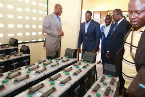 Takpapi&egrave;ni solar power plant commissioned