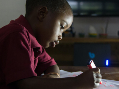 togo-l-at2er-lance-un-appel-d-offres-international-pour-l-electrification-solaire-de-27-villages