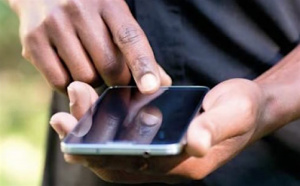 Le Togo va lancer un compte bancaire mobile sans &laquo;&nbsp;aucune formalit&eacute; administrative&nbsp;&raquo;