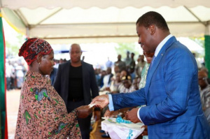 Togo : une subvention trimestrielle sur deux ans pour 61 000 m&eacute;nages d&eacute;favoris&eacute;s