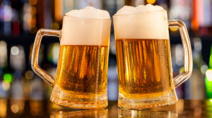 La Soci&eacute;t&eacute; Nouvelle de Boissons lance son premier produit, la Djama Pilsner