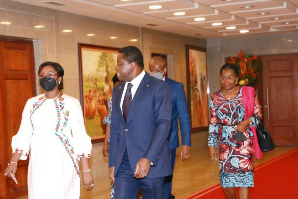 Faure Gnassingbé distingué pour sa politique de promotion de la femme