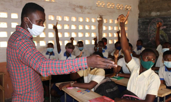 Togo : un concours lancé pour recruter 3 000 enseignants