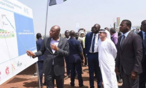 Faure Gnassingb&eacute; lance la construction de la centrale photovolta&iuml;que de Blitta
