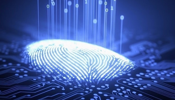 Le gouvernement lance le processus d’adoption de la loi sur l’identification biométrique