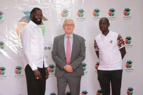 La fondation Sheyi Emmanuel Adebayor présente son plan quinquennal pour le Togo