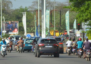 Arr&ecirc;t&eacute; minist&eacute;riel actant la baisse des droits de douane sur les v&eacute;hicules