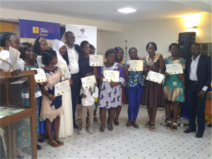 Projet DIG-IT-ALL : des jeunes femmes form&eacute;es aux fondamentaux des TICs re&ccedil;oivent leurs attestations